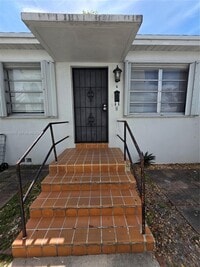 Building Photo - 57 Esplanade Dr