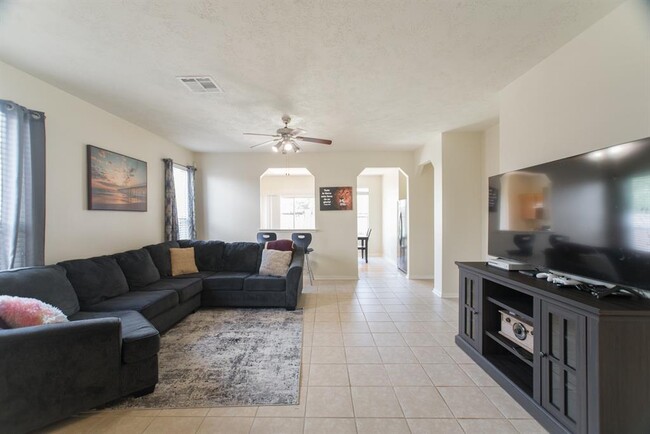 Building Photo - 1111 Turnberry Park Ln