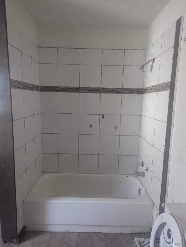 Building Photo - 2909 W Wyoming St