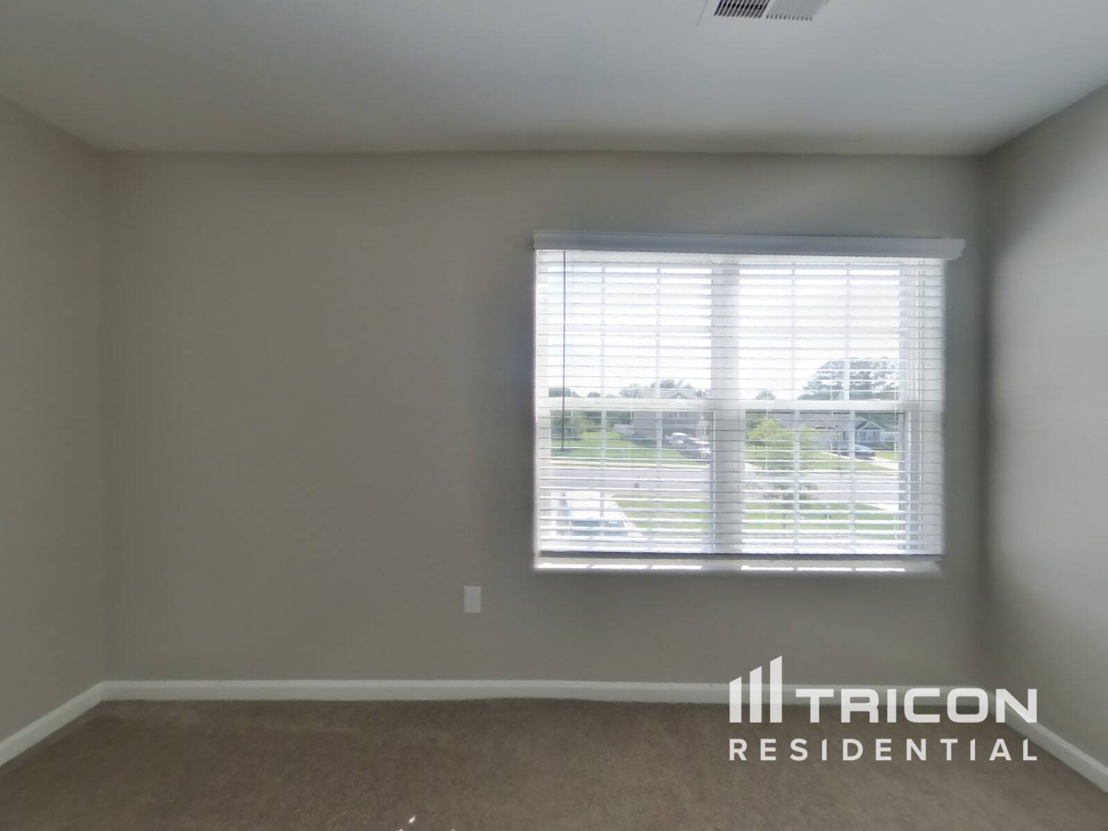 Building Photo - 260 Belcaro Dr