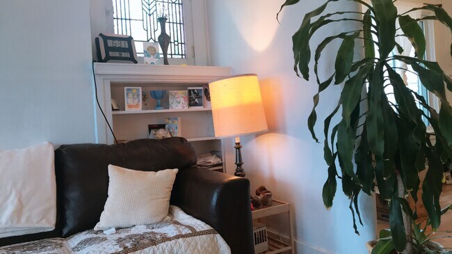 Building Photo - 5903 Nicholson St