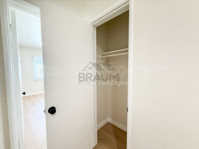 Building Photo - 7333 Woodman Ave