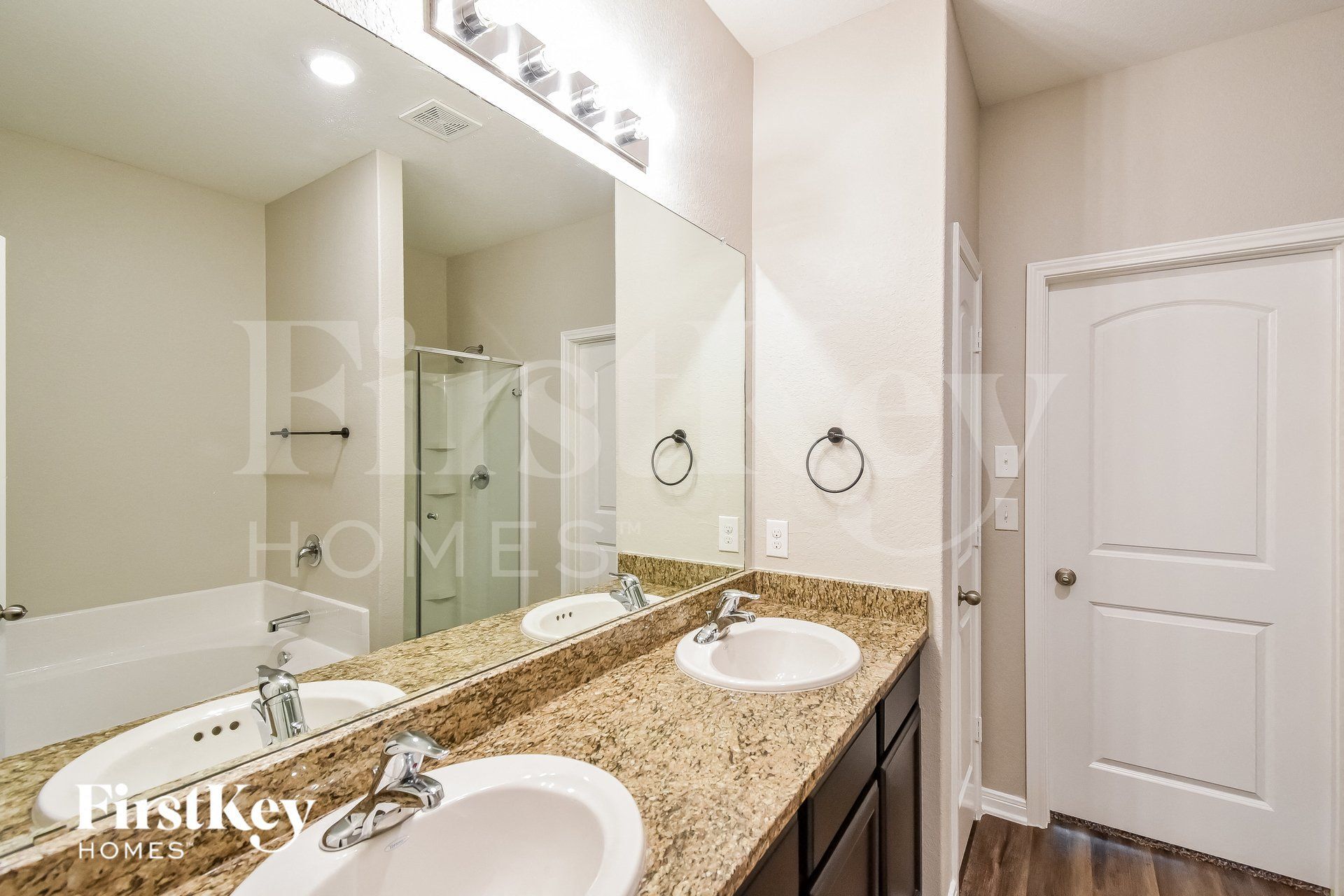 Building Photo - 11811 Wolf Cyn