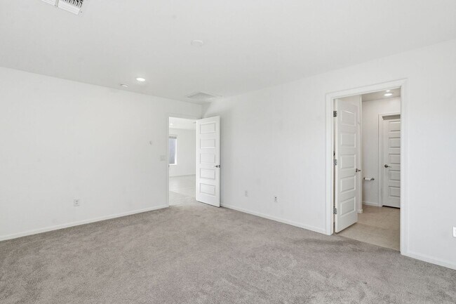 Building Photo - Modern Comfort Meets Desert Serenity – 4 Bed Rocking K Rental Home Available Now!