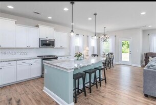 Building Photo - 203 Rudder Run