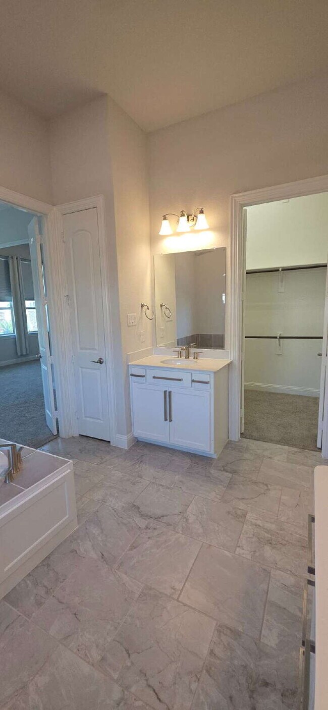 Building Photo - COMING SEPTEMBER - Spectacular Mansfield Retreat with Pool & Outdoor Kitchen!