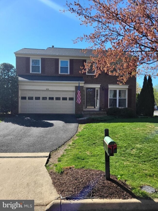 Primary Photo - Beautiful 4 Bedroom Home in Potomac Crossing