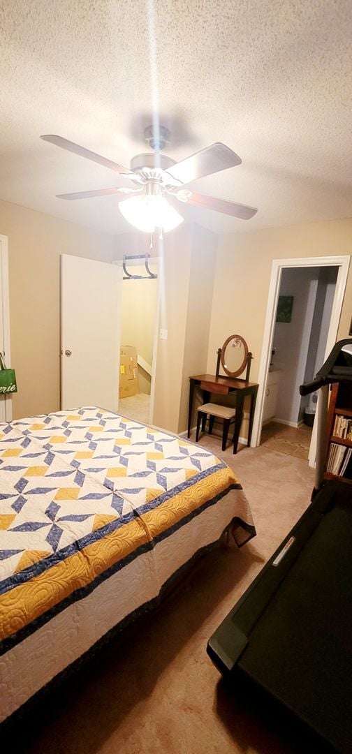 Building Photo - Spacious 2-Bedroom, 2.5-Bath Townhouse – C...