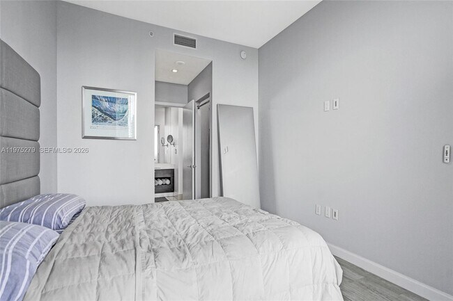 Building Photo - 55 SW 9th St