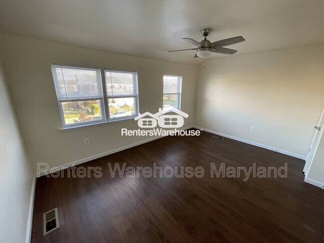 Building Photo - 2062 Jasmine Rd