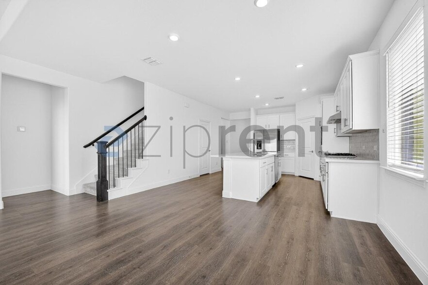 Building Photo - 14809 Bandana Rd