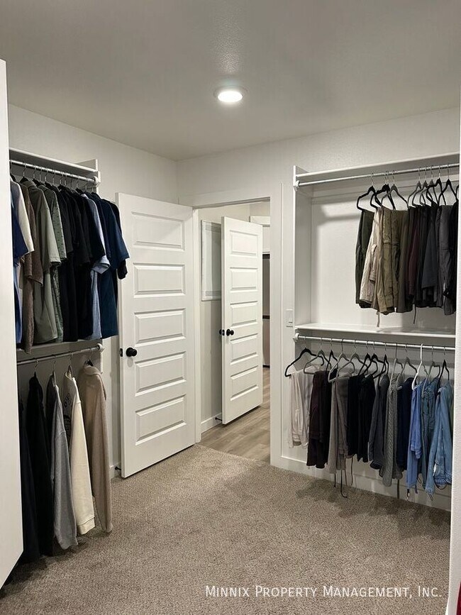 Building Photo - 2923 137th St