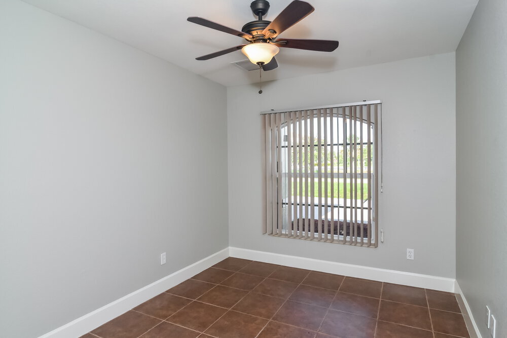 Building Photo - 610 Williams Ave