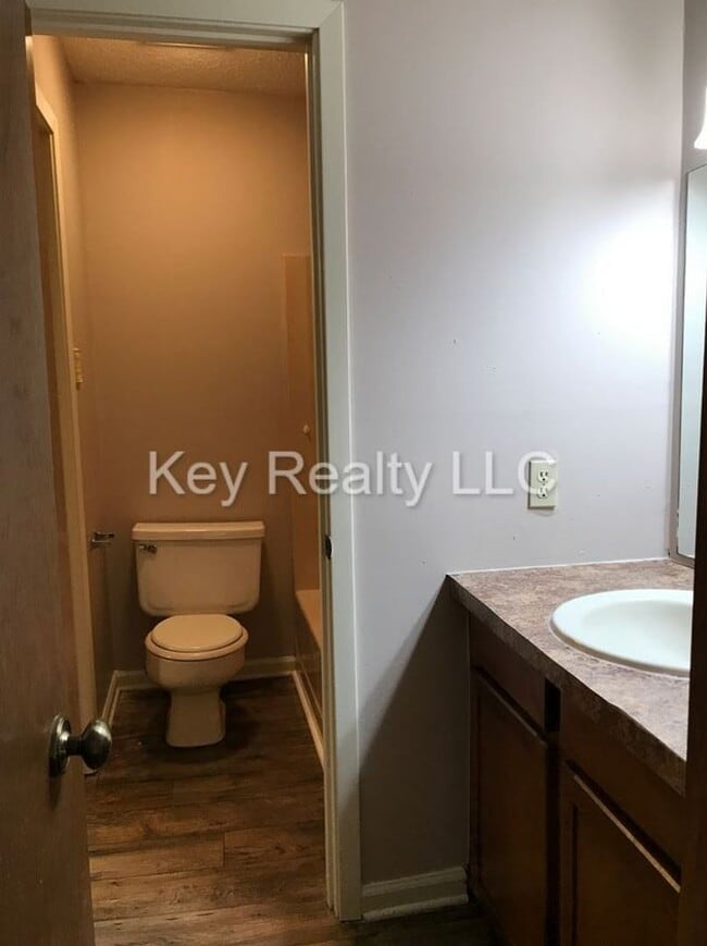 Building Photo - 602 - A Gary K - Pineville