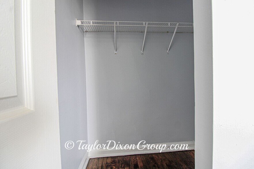 Building Photo - 5409 S Indiana Ave