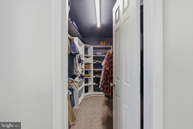 Building Photo - 2641 Dogwood Ln