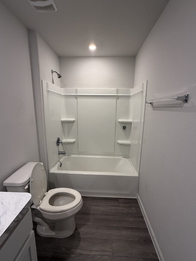 Building Photo - 89 Rd 51026