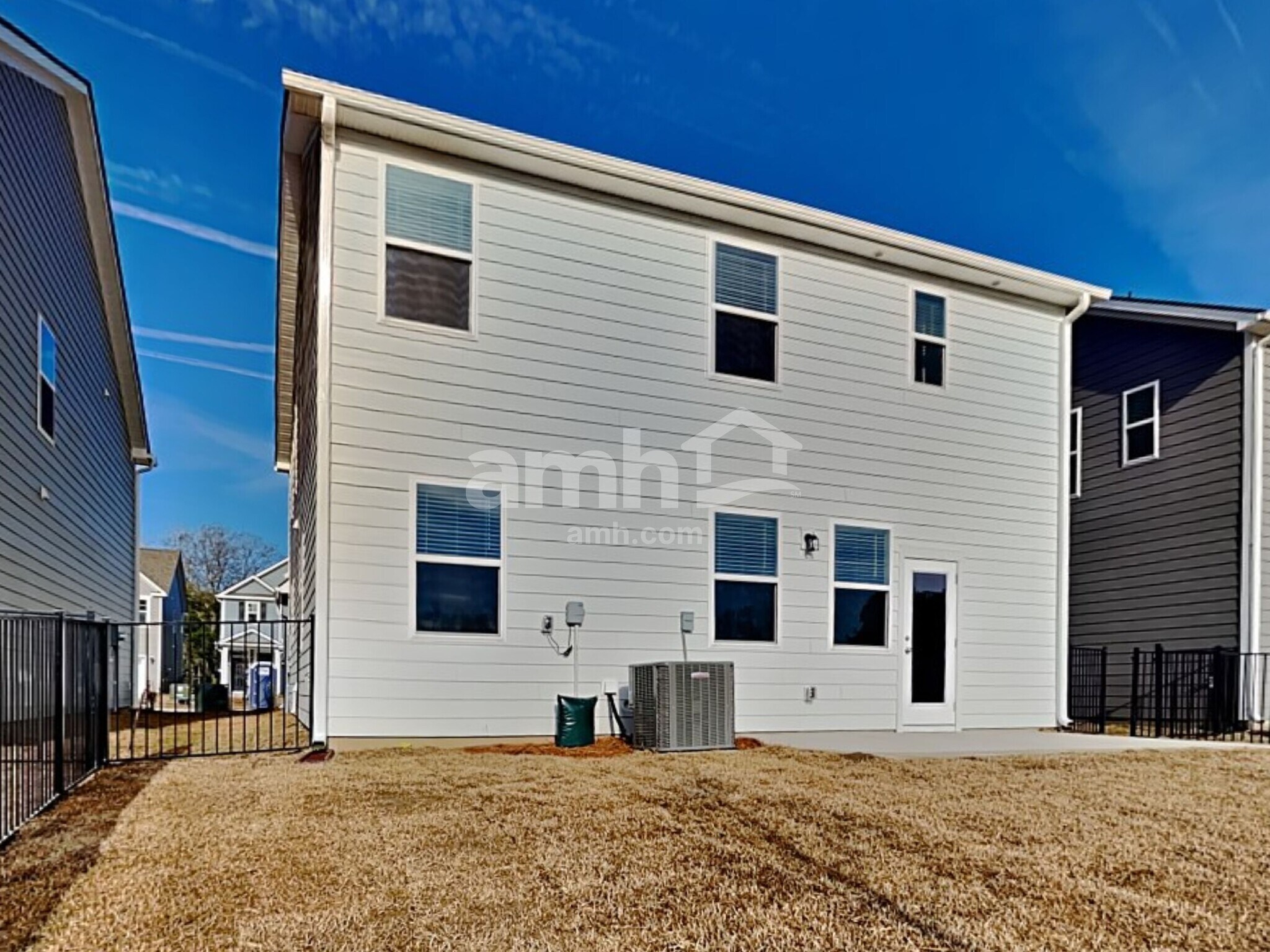 Building Photo - 622 Old Trolley Rd