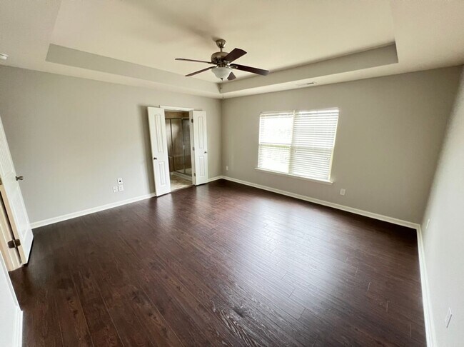 Building Photo - Gorgeous 3 bedroom home near Brier Creek and RTP!