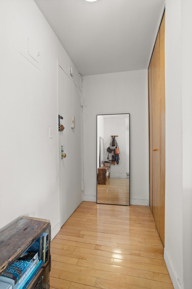 Building Photo - 245 E 24th St