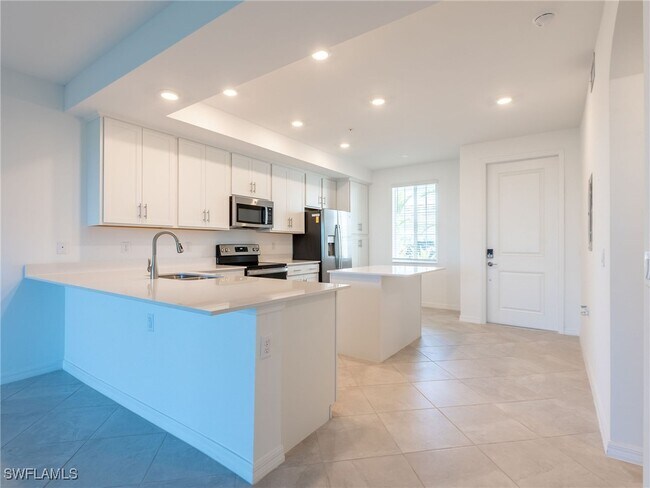 Building Photo - 5807 Double Eagle Cir