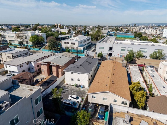 Building Photo - 1116 S Berendo St