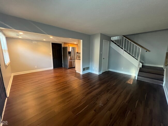 Building Photo - 8392 Punto Alto Dr