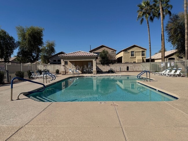 Building Photo - 2006 N 106th Ave