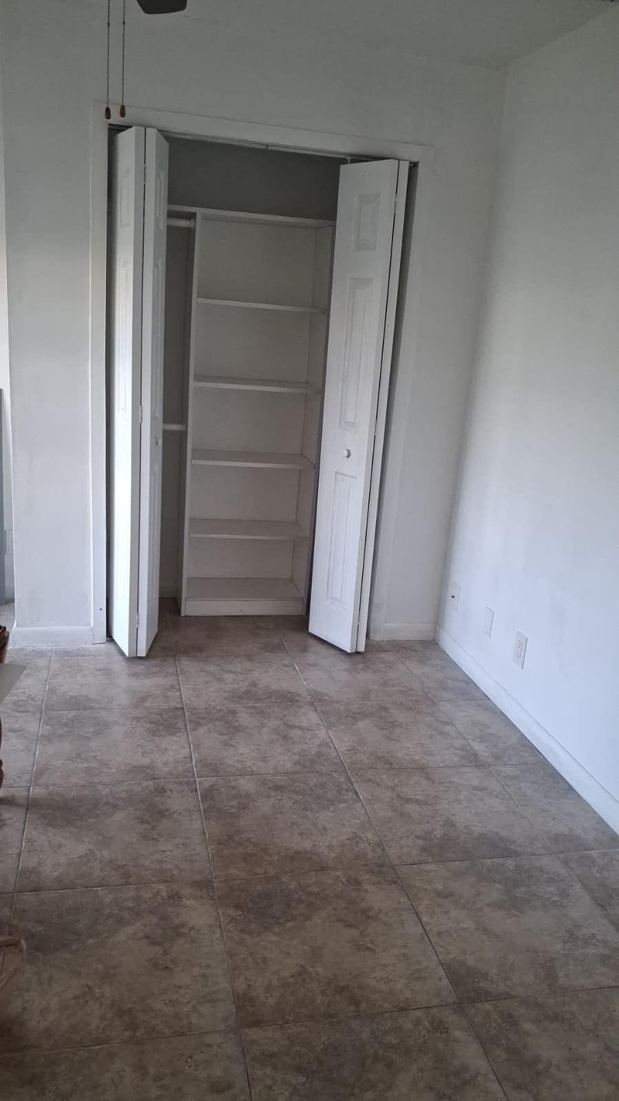 Building Photo - 2381 Papaya Dr