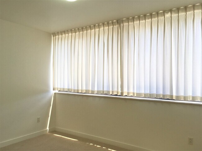 Building Photo - Keola Lai - 1BR/1BA/1PK (Pet Friendly)