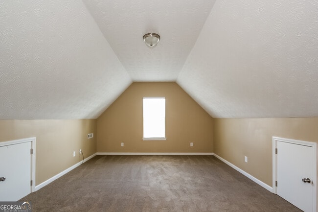 Building Photo - 5041 Ambassador Dr