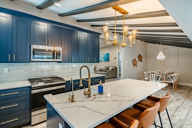 Building Photo - 5708 Park Blvd