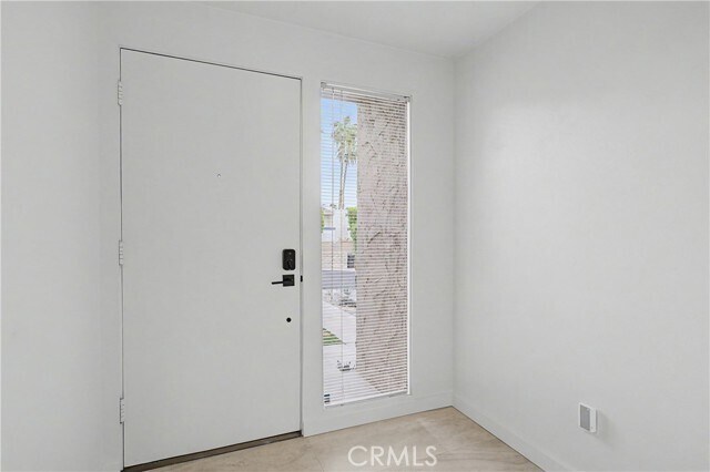 Building Photo - 157 Calle Bravo