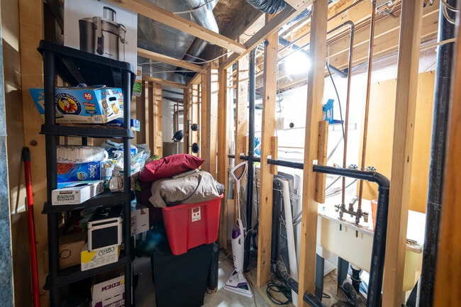 Building Photo - 15124 Cimarron Way