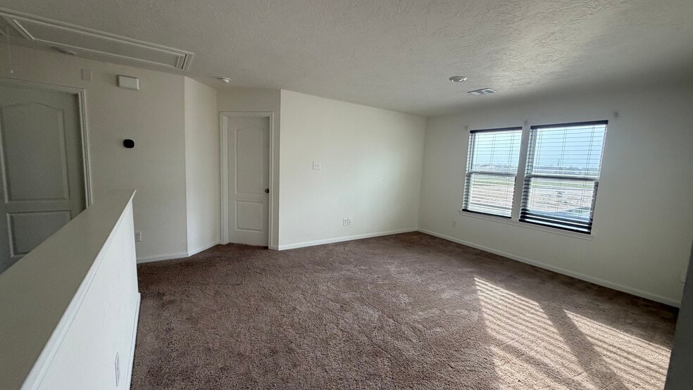 Building Photo - 23438 Stahl Creeks Ln