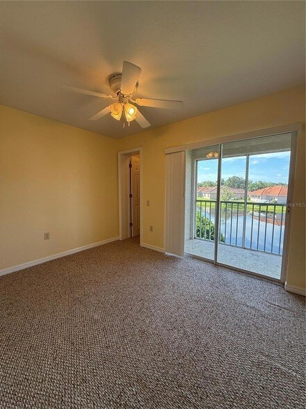 Building Photo - 2212 Garden Lake Dr