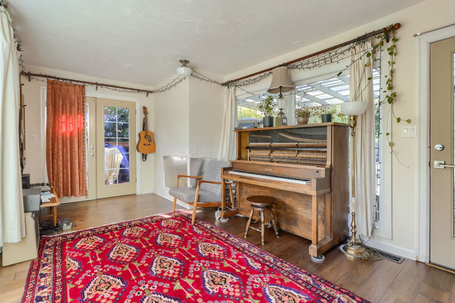 Multi-Purpose Room - 3041 SW Flower Ter