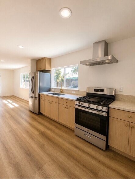 Building Photo - 1124 Kewen St