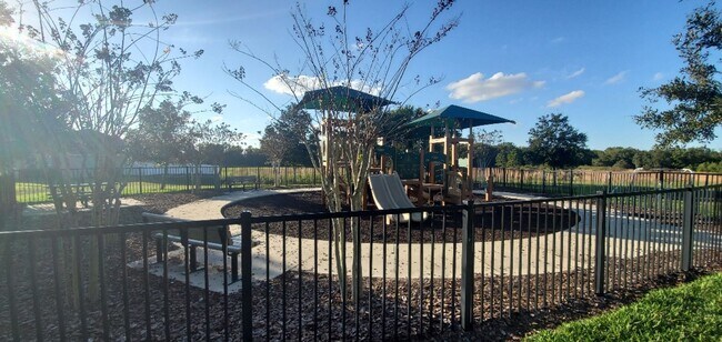 Building Photo - 6030 Grey Heron Dr