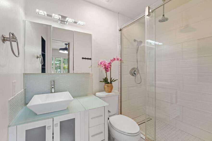 Building Photo - 27480 Cherry Creek Dr