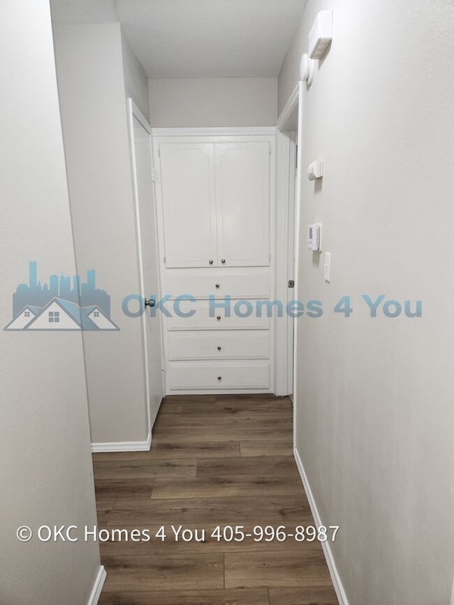 Building Photo - Nice 2 bed, 2 bath in SW OKC!