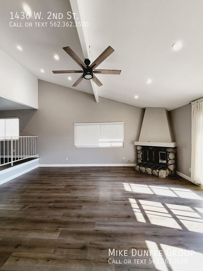 Building Photo - 1436 W 2nd St