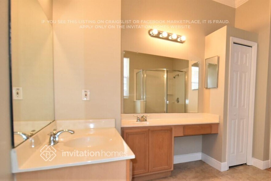 Building Photo - 2355 Cimmaron Ash Way