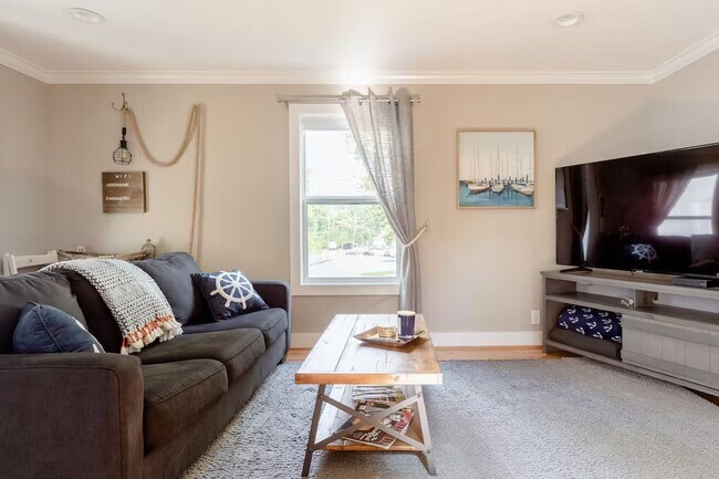 Building Photo - Ideal West Nashville Location!