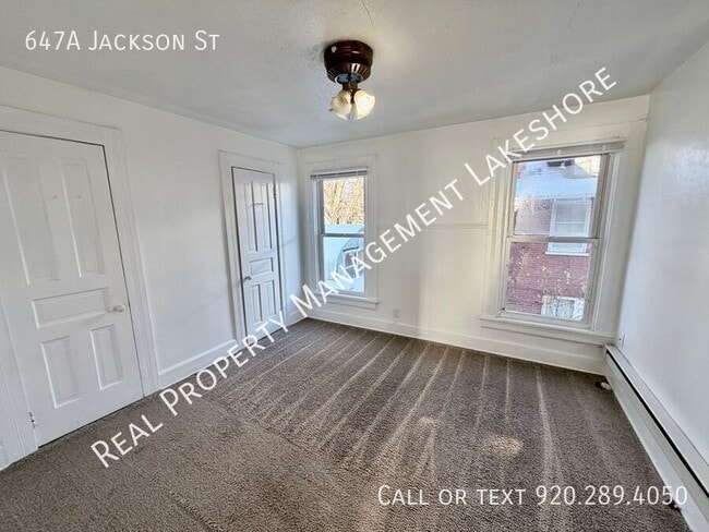 Building Photo - 647 Jackson St