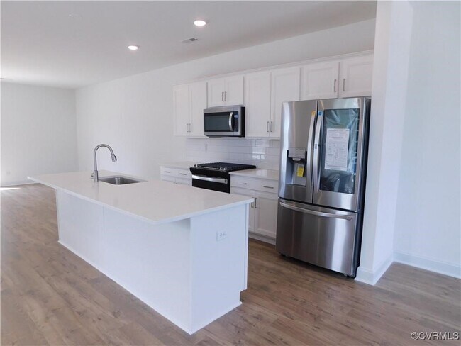 Building Photo - 7037 Leire Ln