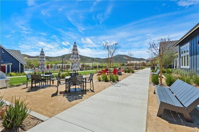 Building Photo - 24848 Coldwater Canyon Trail