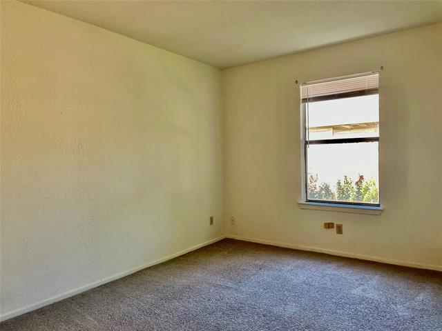 Building Photo - 2240 Tarpley Rd