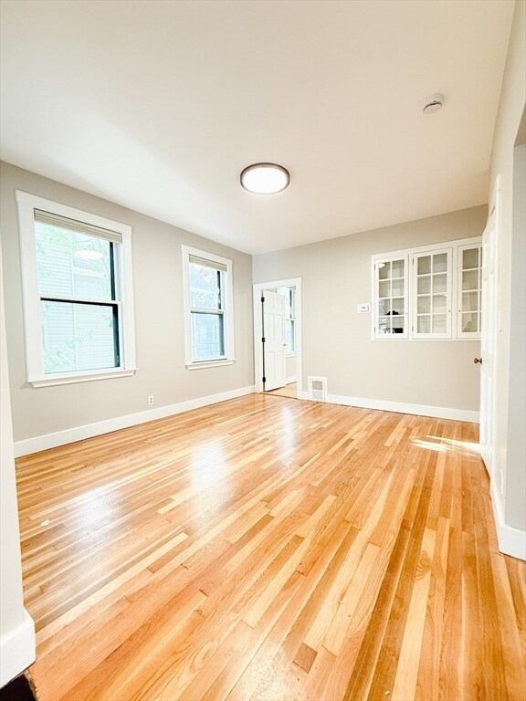 Building Photo - 36 Myrtle Ave