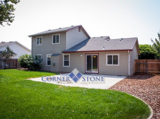 Building Photo - 12128 W Emerson Dr